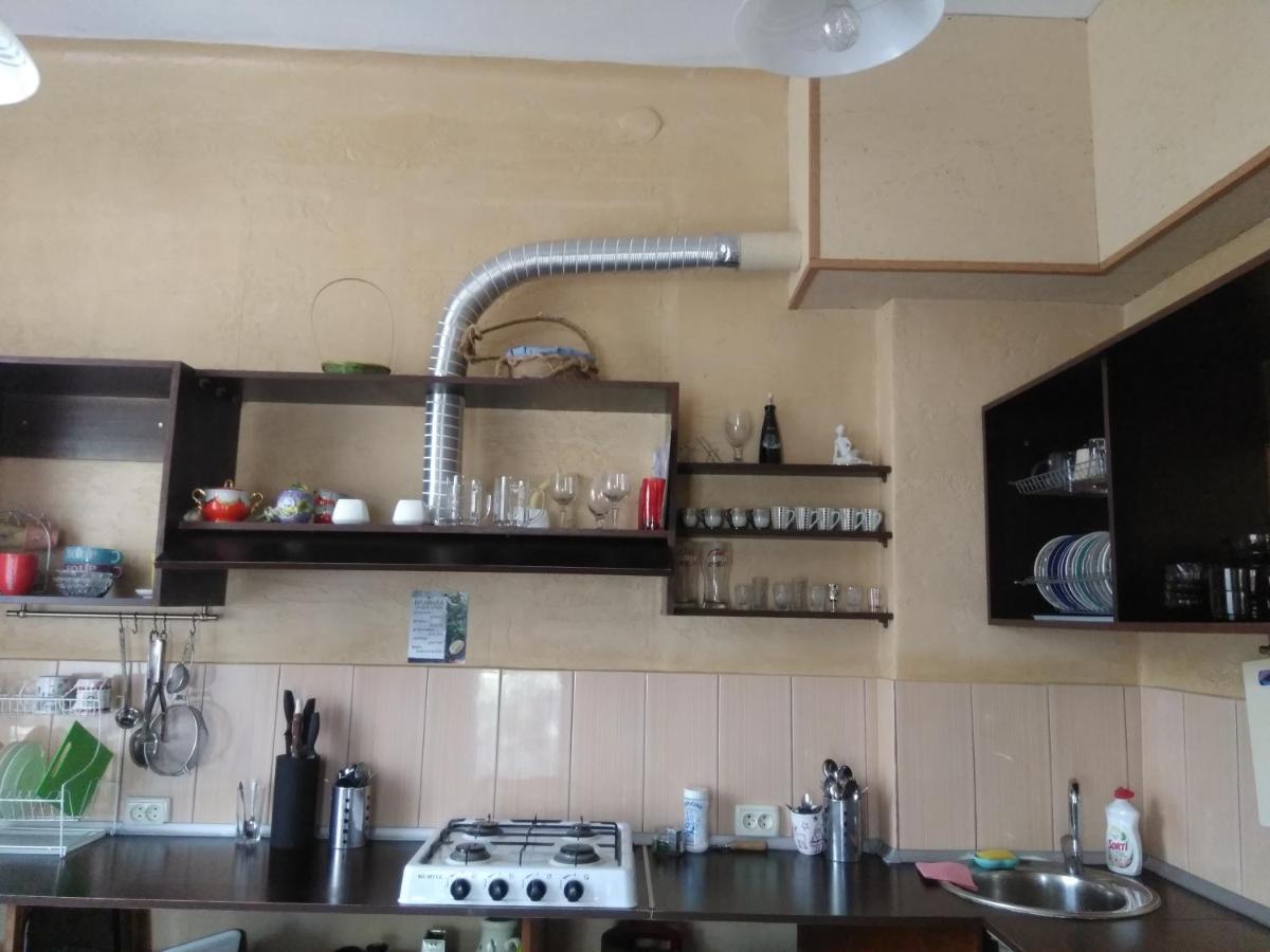 Hotel Гостевой Дом Ксения Suchumi Zewnętrze zdjęcie