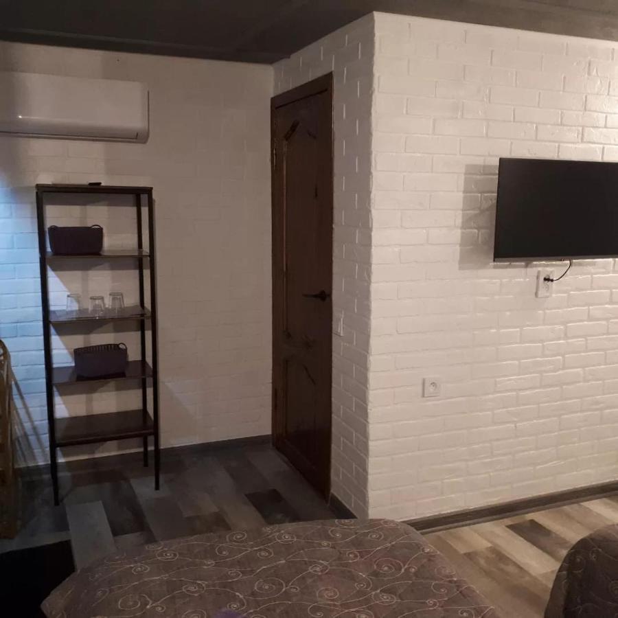 Hotel Гостевой Дом Ксения Suchumi Zewnętrze zdjęcie