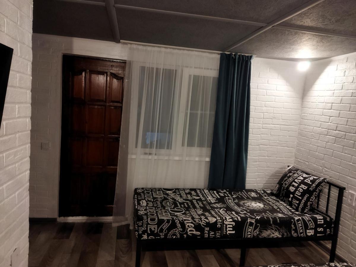 Hotel Гостевой Дом Ксения Suchumi Zewnętrze zdjęcie